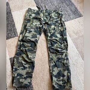 Sean John Green Camouflage Cargo Pants- Size 42